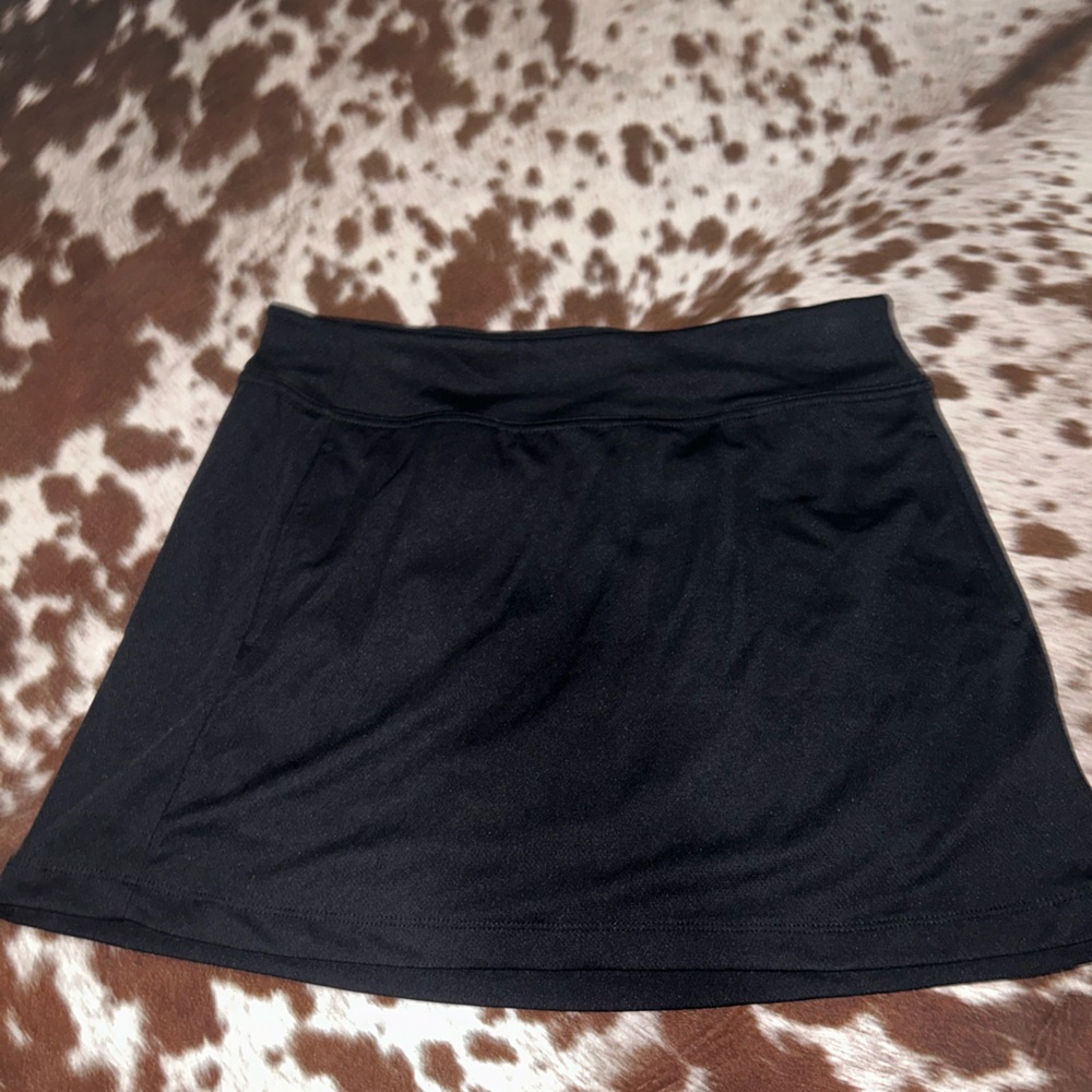 Black PGA Tour women’s golf skirt with undershorts